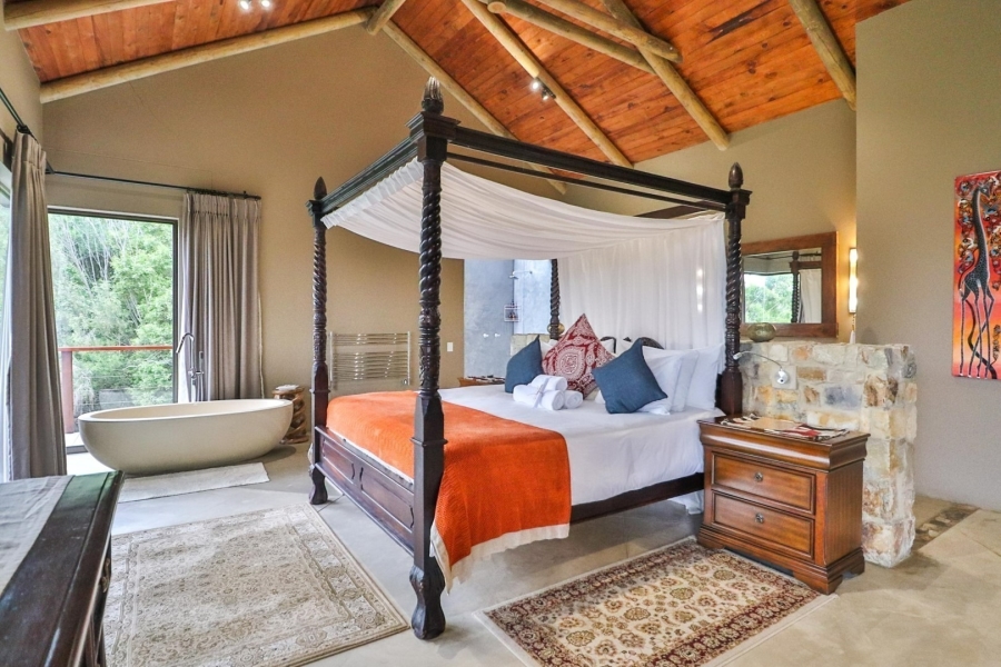 13 Bedroom Property for Sale in Keurbooms Western Cape